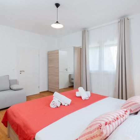 Apartments Vitorio Задар Екстериор снимка