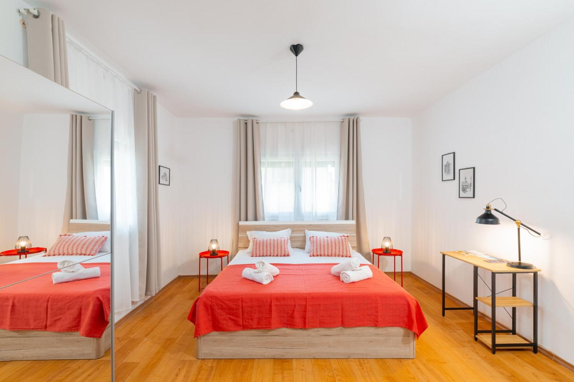Apartments Vitorio Задар Екстериор снимка